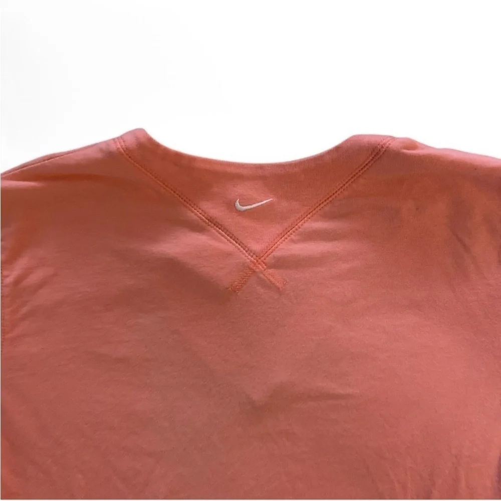 Y2K women’s Nike coral short sleeve sportswear shirt w/ embroidered logo size S